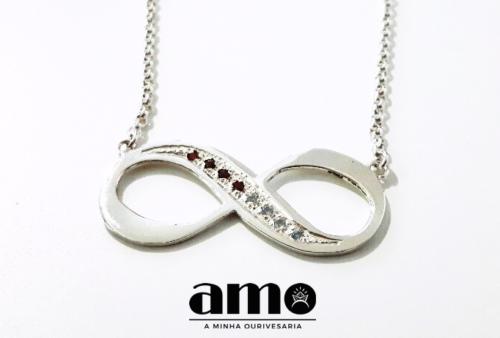 Infinito com Zirconias